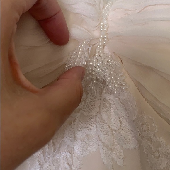 Wedding dress - Picture 7 of 7